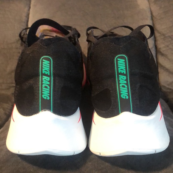 ✨SOLD✨Nike Men’s Zoom Fly SP Fast Black Red Orbit Running Shoes - Picture 4 of 9